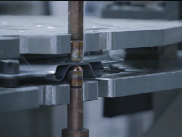 電池板多點(diǎn)焊工作站